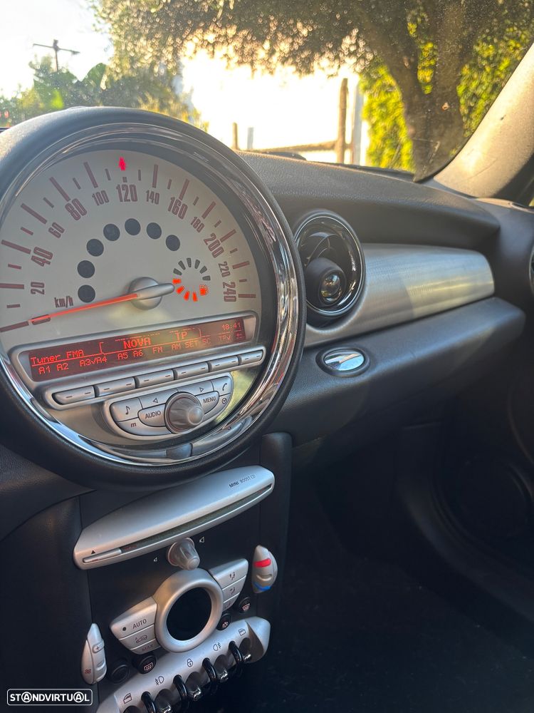 MINI Clubman Cooper D - 4