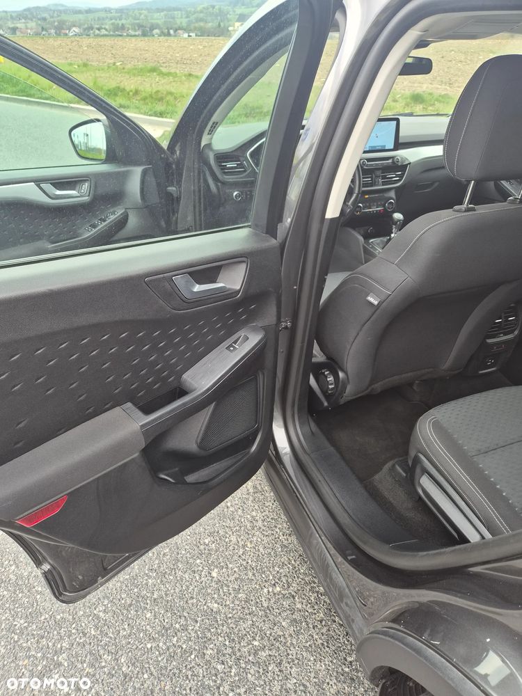 Ford Kuga 2.0 EcoBlue mHEV FWD Titanium - 25