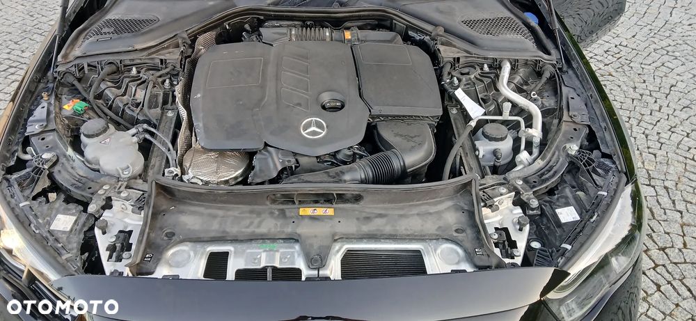 Mercedes-Benz Klasa E 300de 4Matic 9G-TRONIC Edition AVANTGARDE - 20