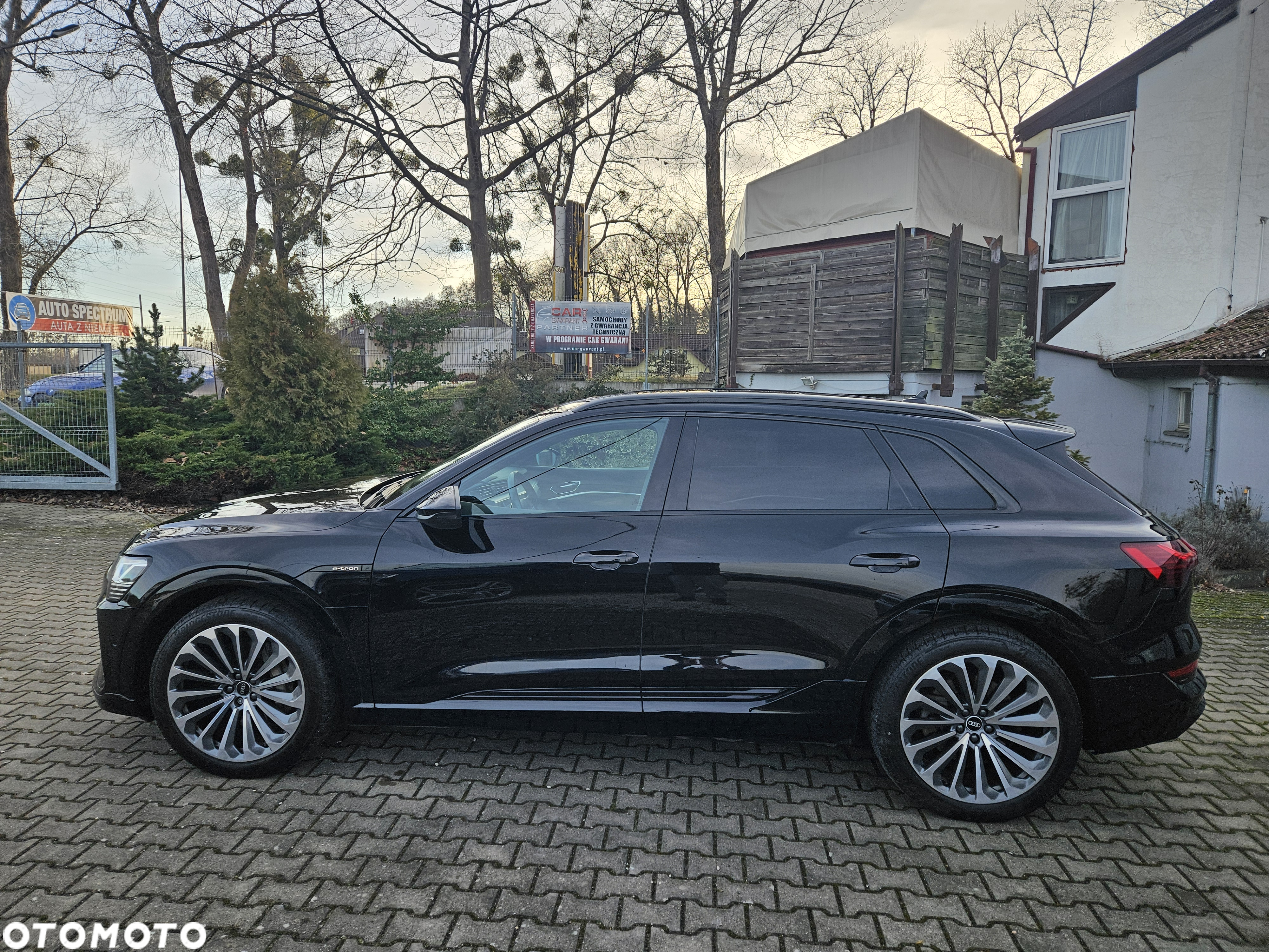 Audi e-tron 50 quattro S line - 10