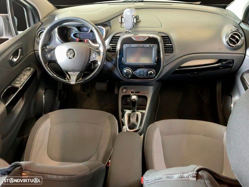 Renault Captur 1.2 TCe Exclusive EDC - 8