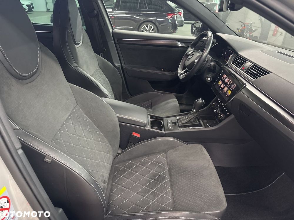 Skoda Superb 2023 photo 4