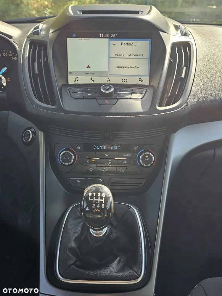 Ford Kuga 1.5 EcoBoost 2x4 Trend - 20