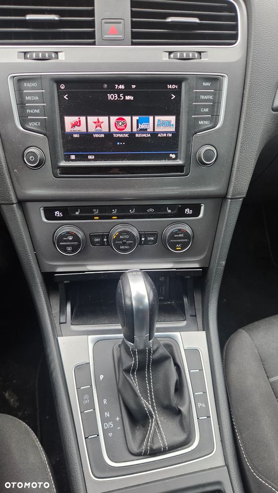 Volkswagen Golf 1.4 TSI BlueMotion Technology DSG Lounge - 9