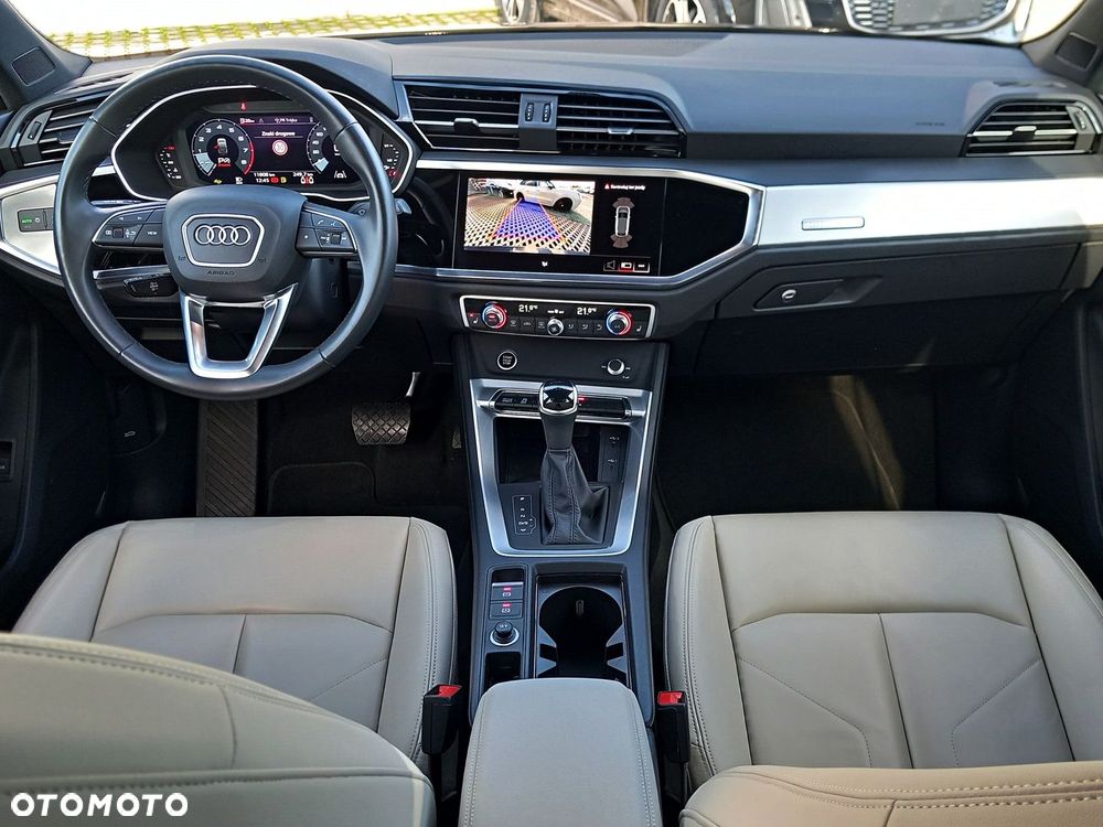 Audi Q3 Sportback - 11