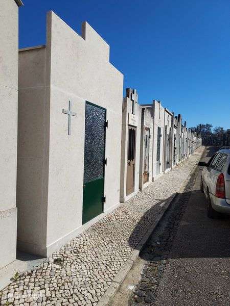 Jazigo 16 corpos no Alto de São João - Grande imagem: 2/5