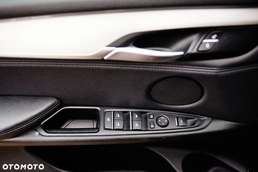 BMW X5 sDrive25d - 19