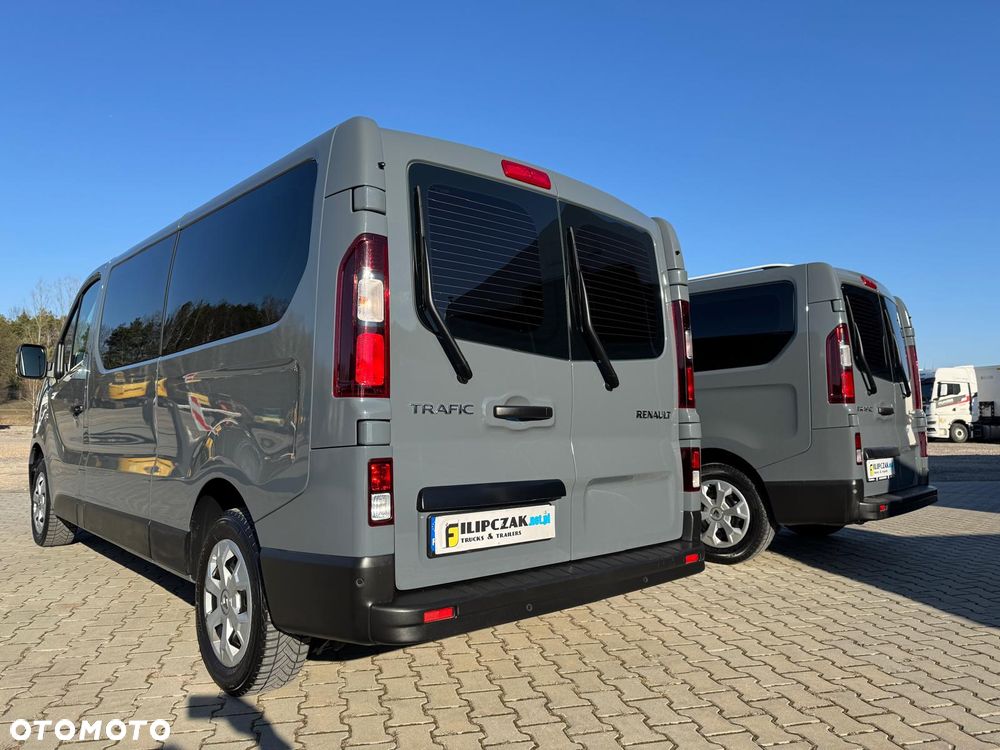 Renault TRAFIC 2.0, 9 osobowy Homologacja dla Osób Niepełnosprawnych na Wózku PEFRON - 6