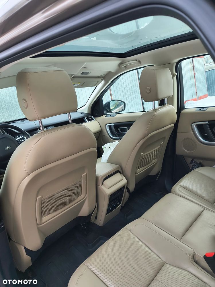 Land Rover Discovery Sport D150 R-Dynamic HSE - 15