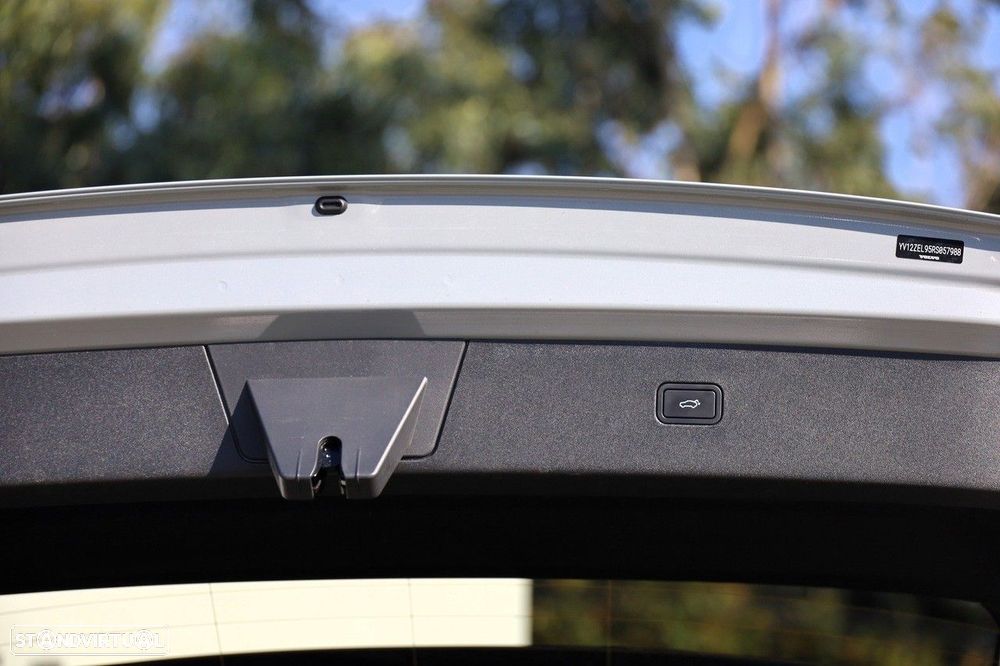 Volvo EX30 69 kWh Single Motor Extended Range Plus - 5