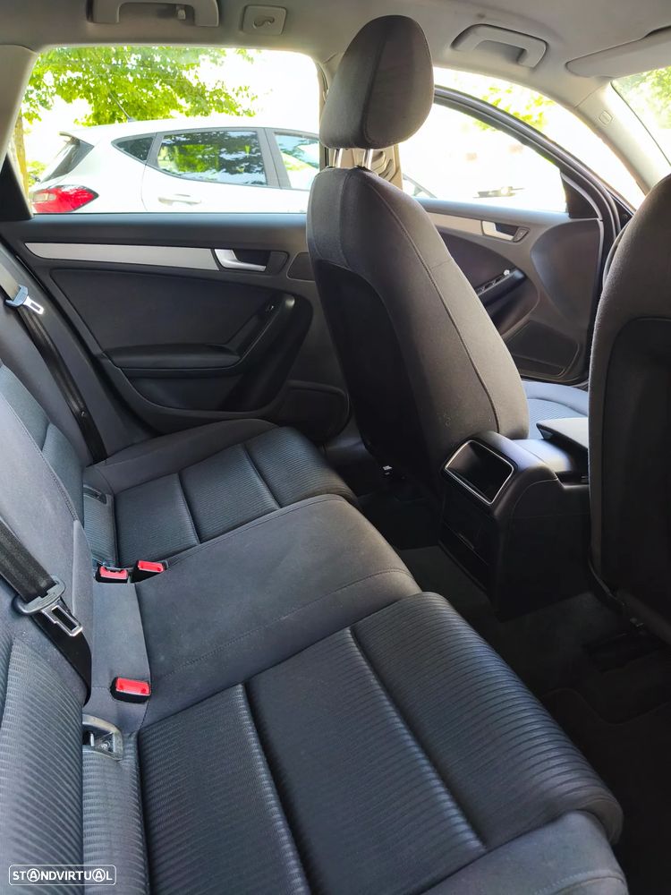 Audi A4 Avant 2.0 TDI - 10