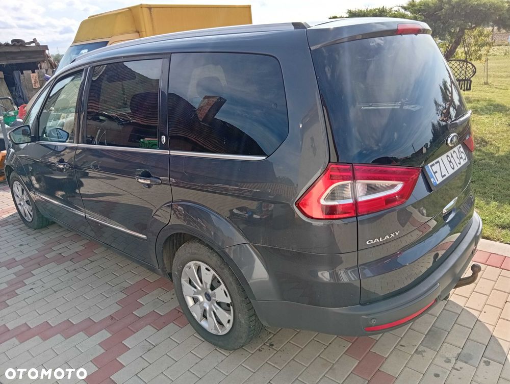 Ford Galaxy - 2