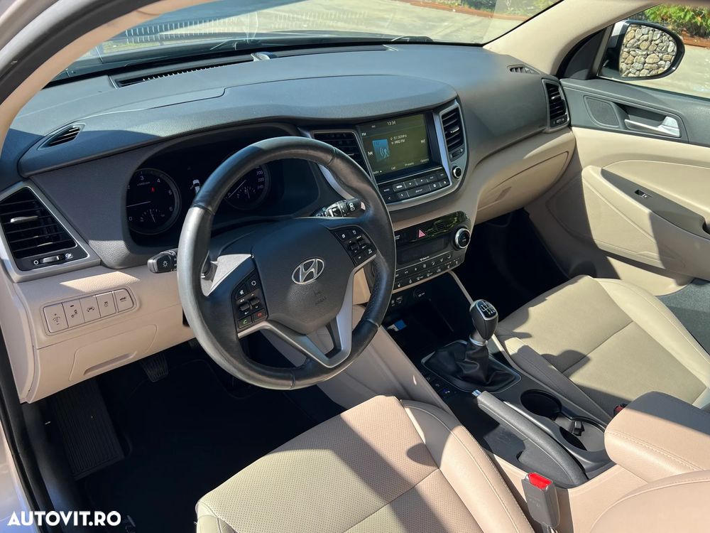 Hyundai Tucson - 13