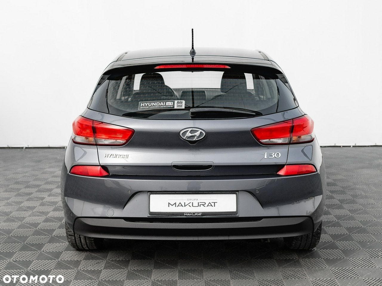 Hyundai i30 1.4 Classic + - 10