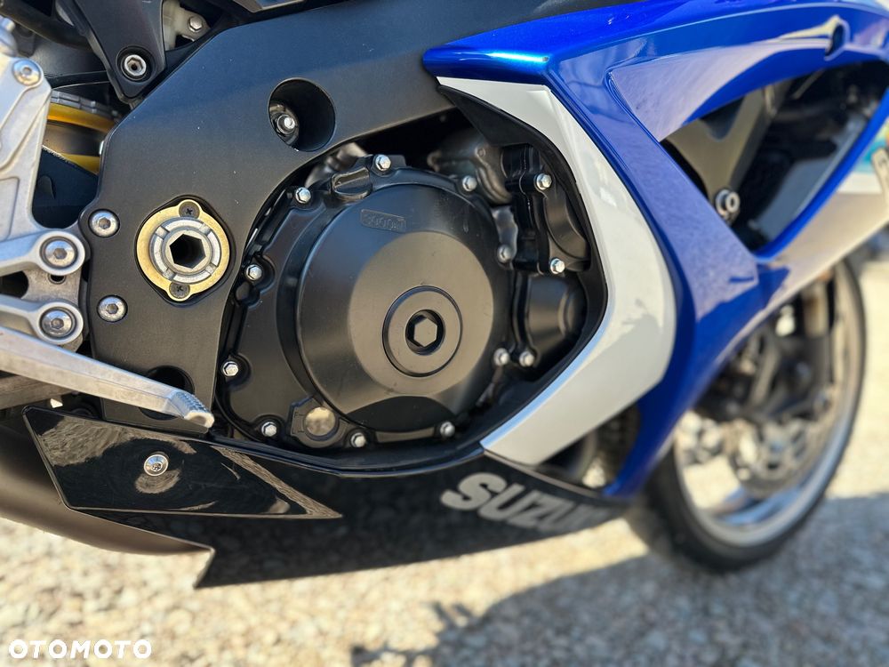 Suzuki GSX-R - 22