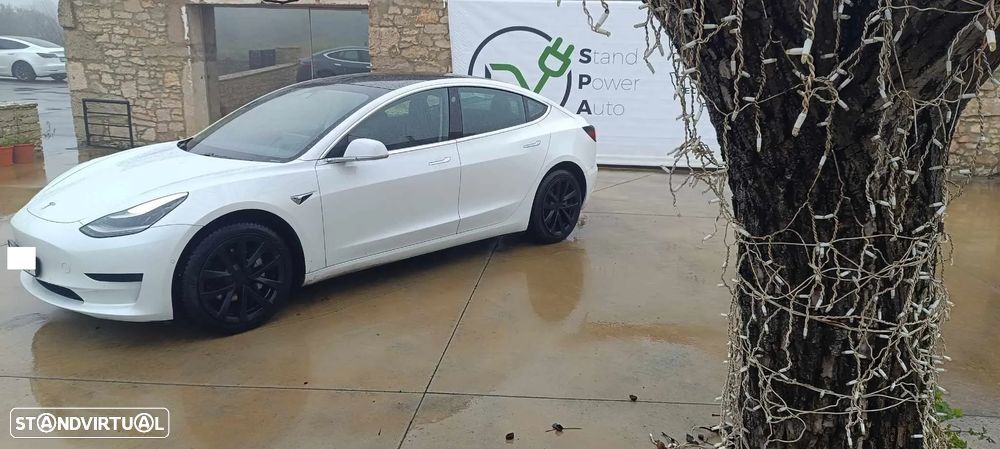 Tesla Model 3 Standard Range Plus RWD - 1