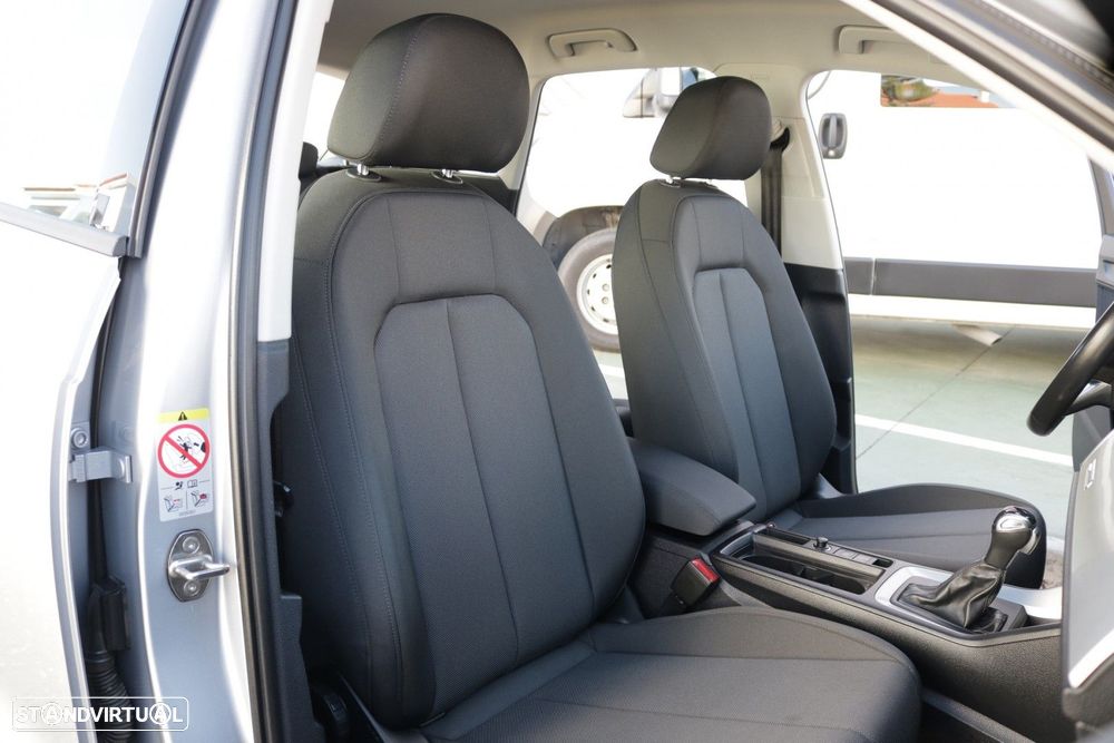 Audi Q3 35 TDI S tronic - 23