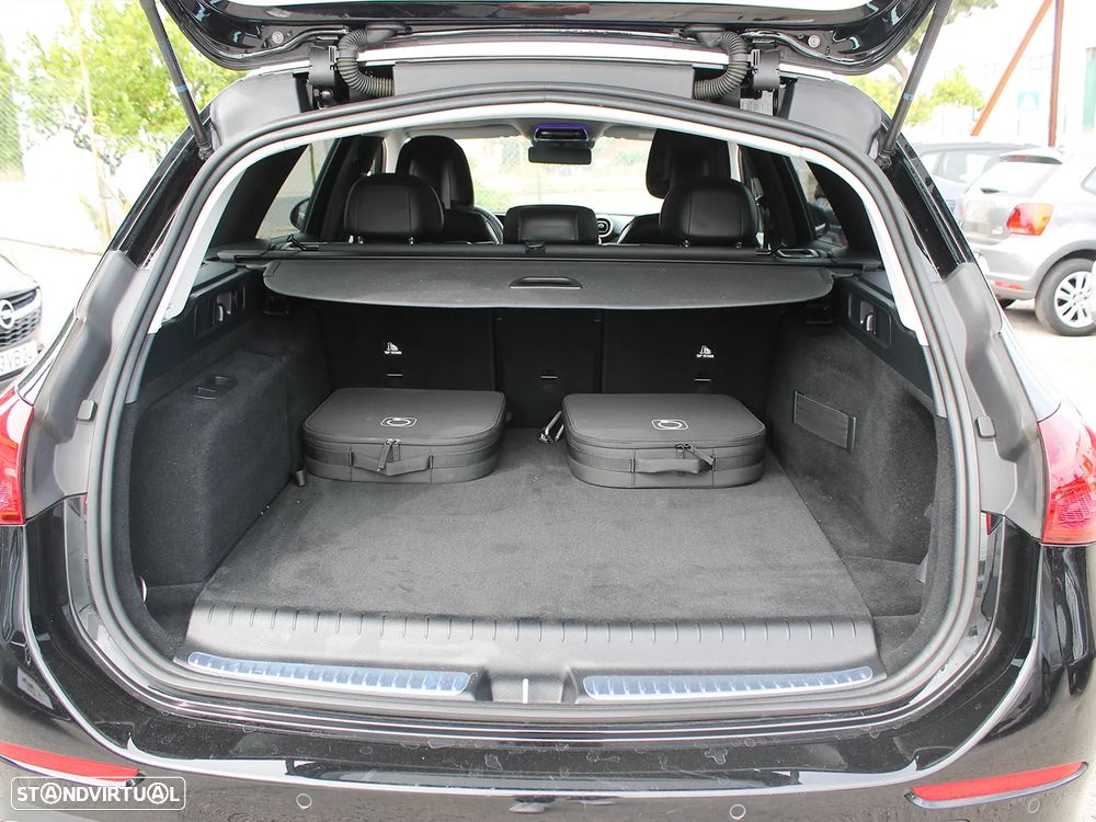 Mercedes-Benz C 300 e AMG Line - 16