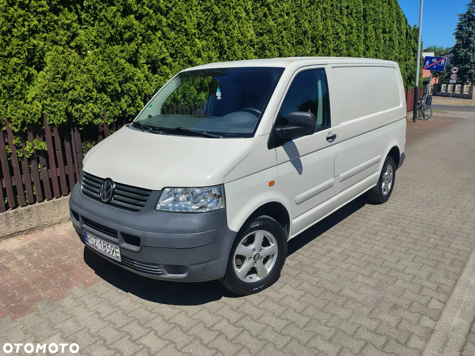 Volkswagen Transporter T5 - 11