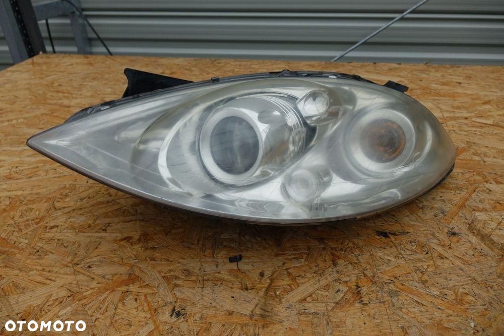 REFLEKTOR LAMPA KSENON XENON EU MERCEDES W169 A1698207361 - 1