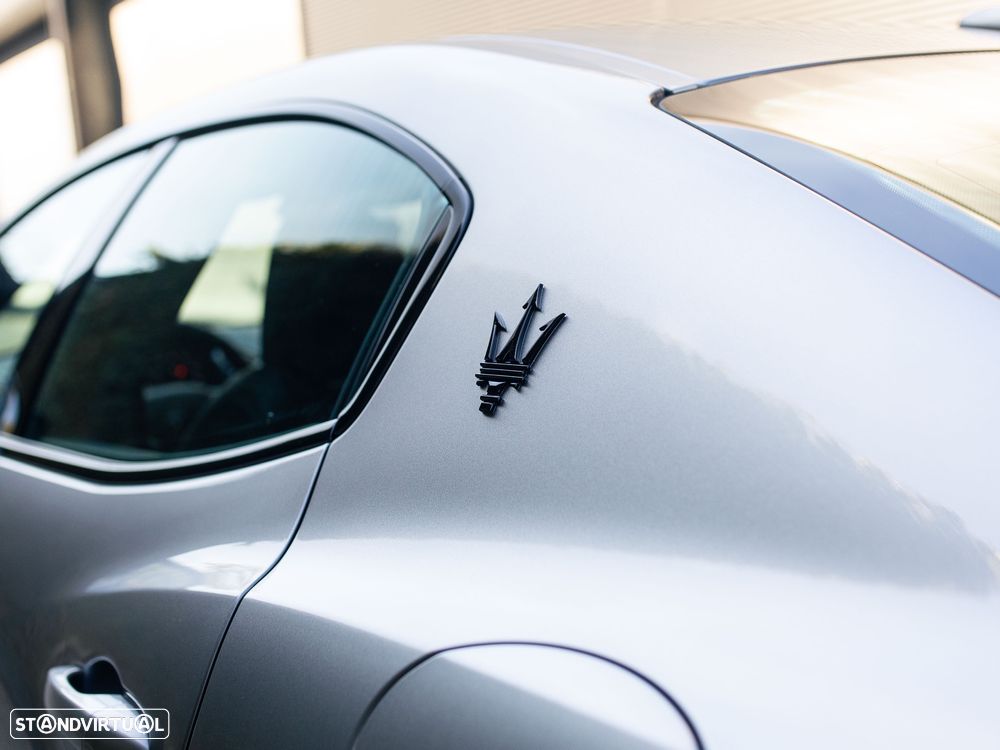 Maserati Ghibli 3.0 V6 Modena S Q4 - 16