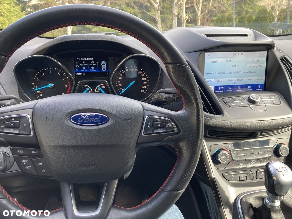Ford Kuga - 11