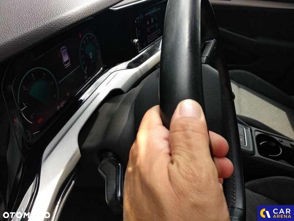 Volkswagen Golf - 18