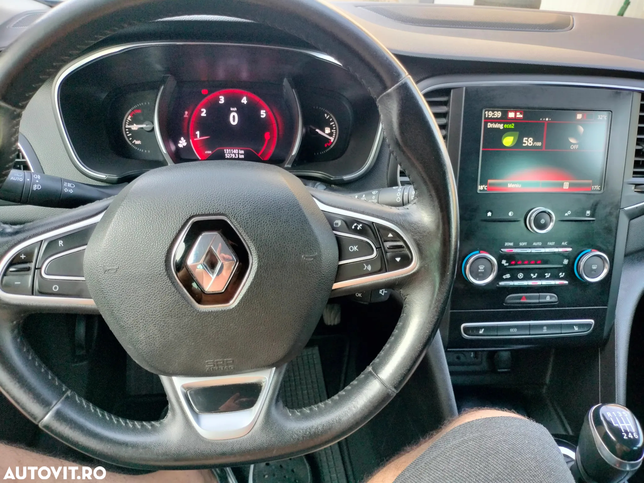 Renault Megane Grandtour ENERGY TCe 115 LIMITED - 11