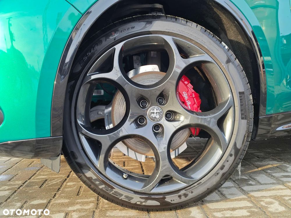 Alfa Romeo Stelvio 2.0 Turbo Veloce Q4 - 17