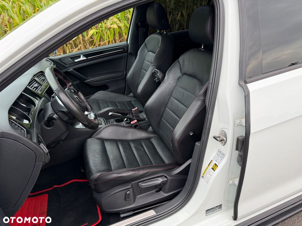 Volkswagen Golf GTI BlueMotion Technology DSG - 20