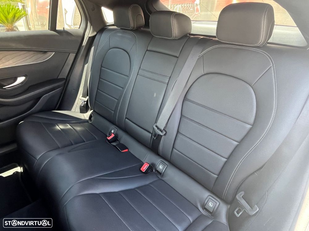 Mercedes-Benz GLC 220 d Coupe 4Matic 9G-TRONIC Exclusive - 49