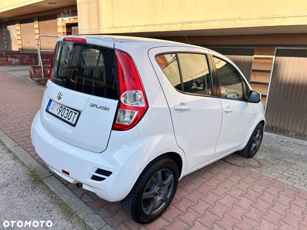 Suzuki Splash - 19