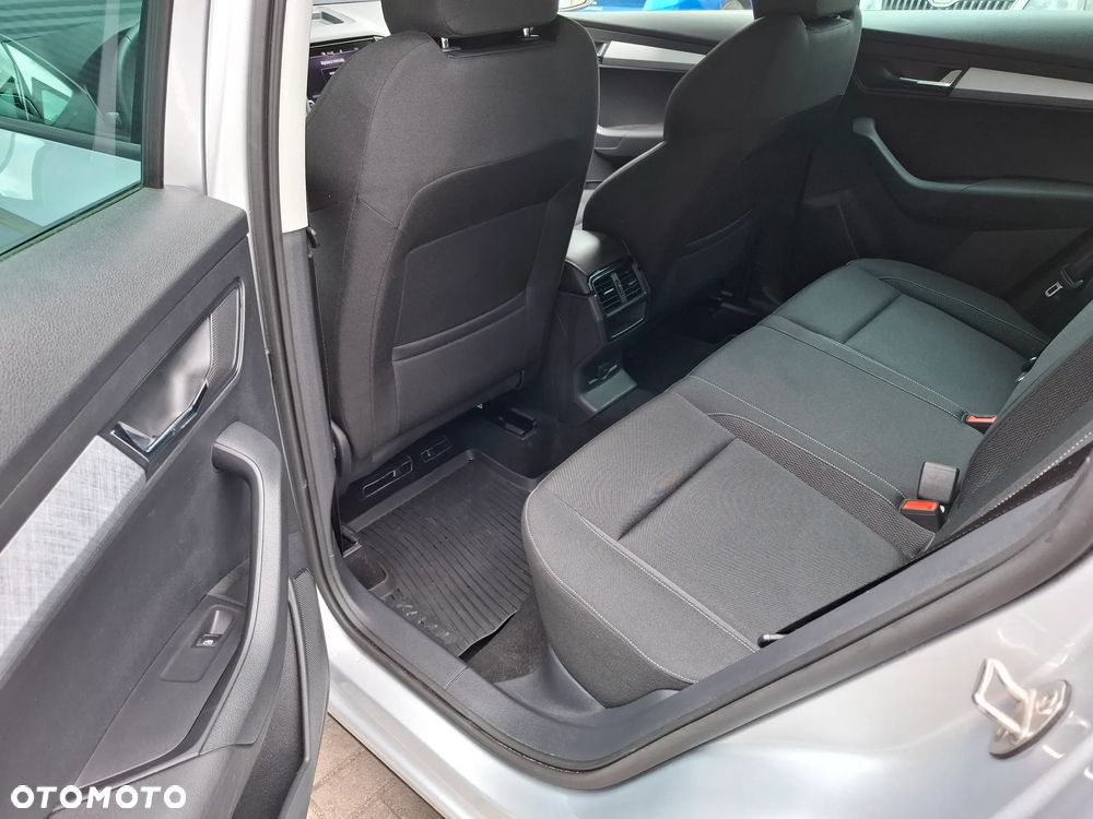 Skoda Karoq 1.5 TSI ACT Selection DSG - 10