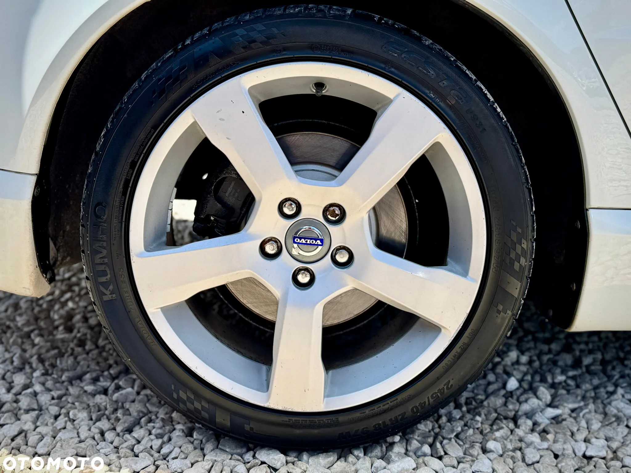 Volvo V70 2.5T R-Design Summum - 8