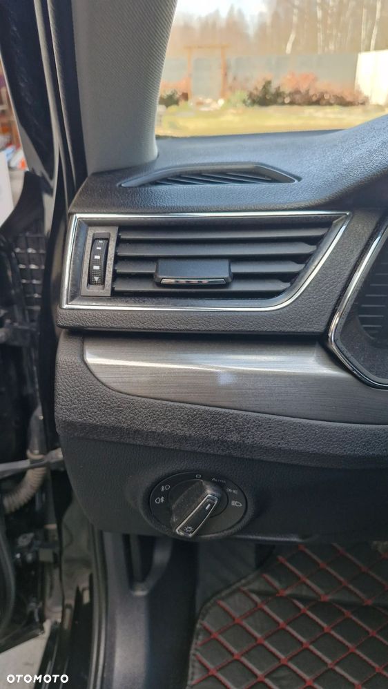 Skoda Superb 2.0 TDI SCR Style DSG - 30