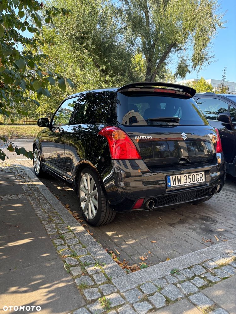 Suzuki Swift - 1