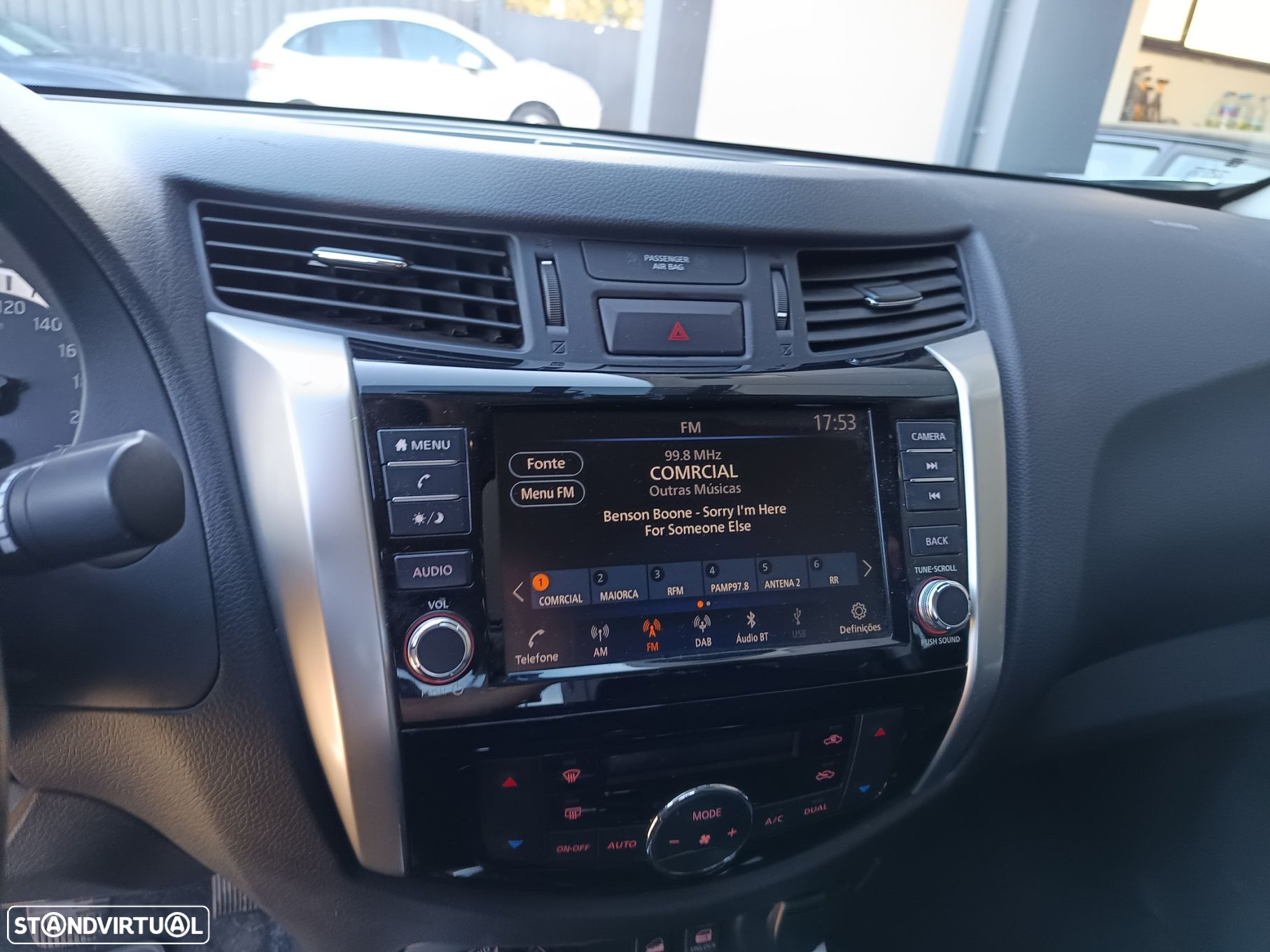 Nissan Navara 2.3 dCi CD 4WD N-Connecta Nav - 17