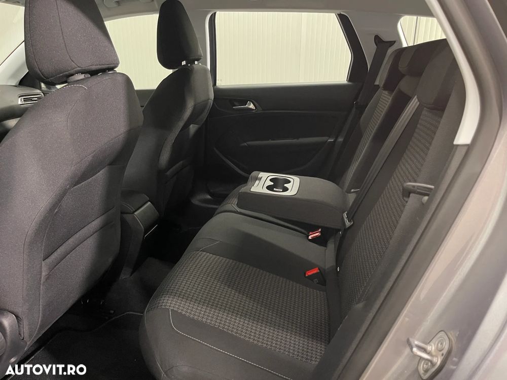 Peugeot 308 SW BlueHDi 130 EAT8 Allure - 11