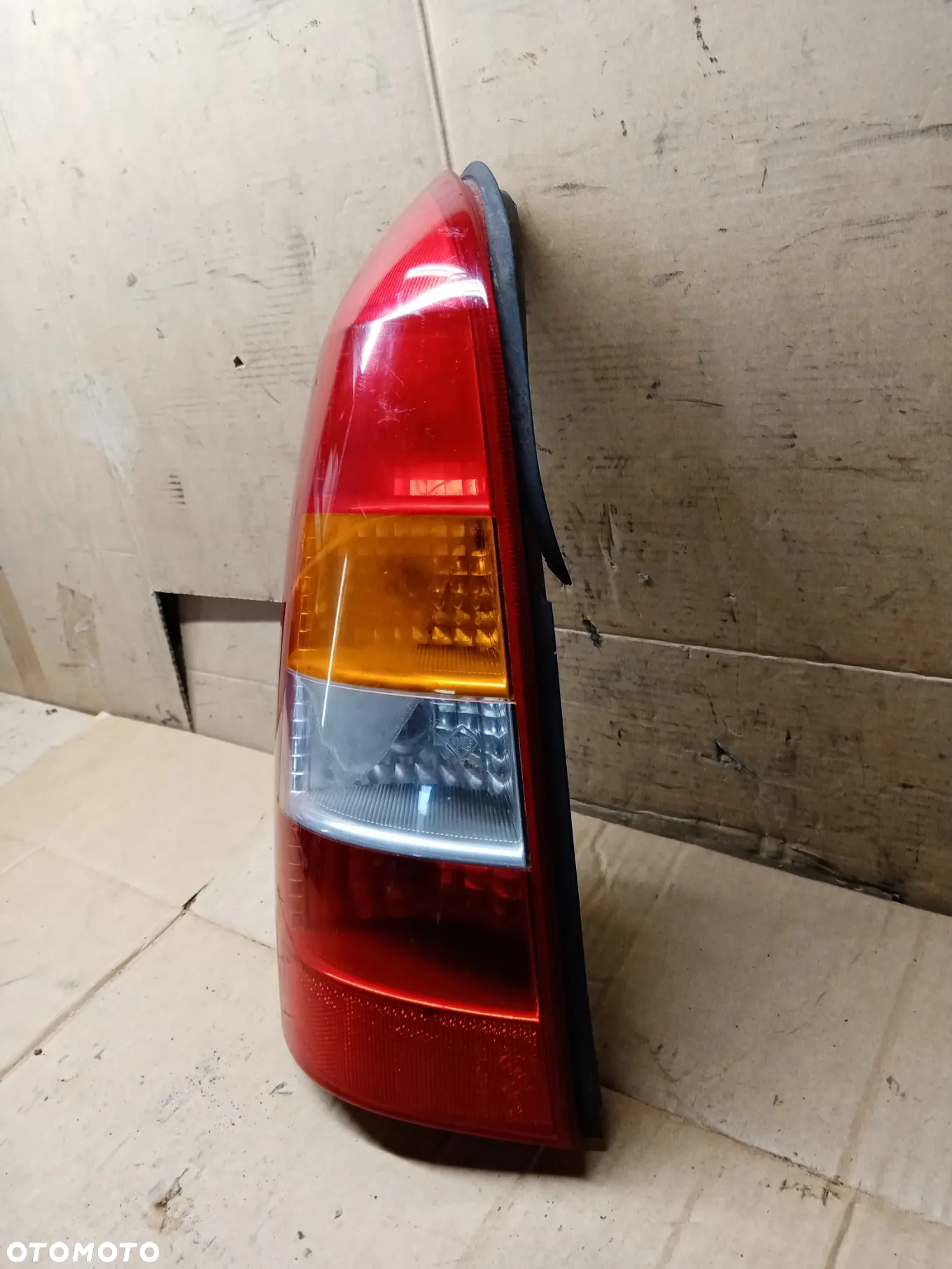 Lampa lewy tył tylna lewa Opel Astra II G Kombi - 2