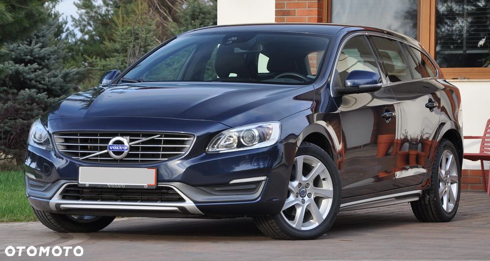 Volvo V60 D4 Geartronic - 1