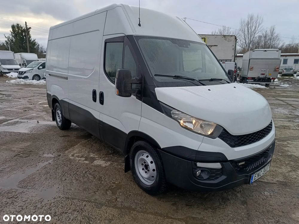 Iveco DAILY 35s13 L2H2 2.3 diesel 126kM, HAK(uciąg 3.5t) OPONY ZIMOWE BDB STAN, OGINALNY NISKI PRZEBIEG! Gotowy do pracy! - 3