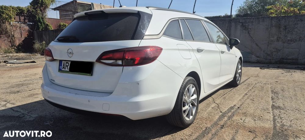 Opel Astra 2020 photo 3