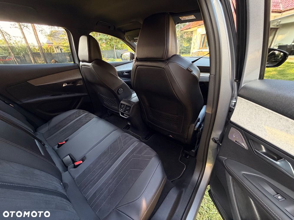Peugeot 3008 BlueHDi 130 Stop & Start EAT8 GT - 8