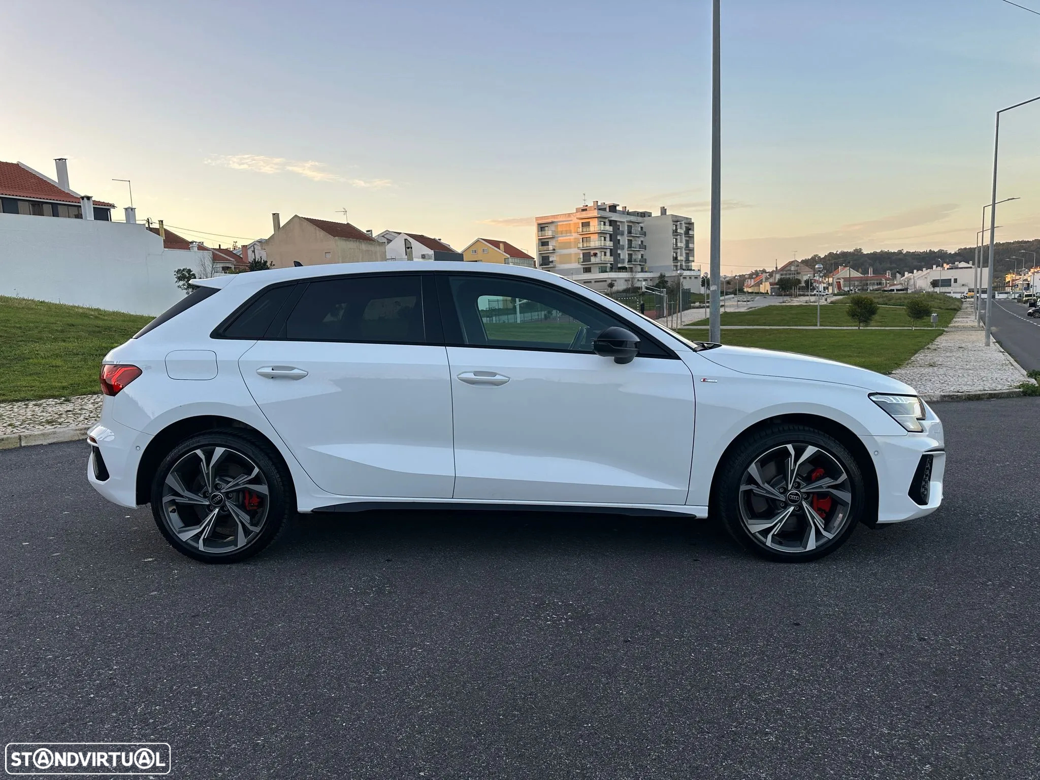Audi A3 Sportback 45 TFSIe S line - 8