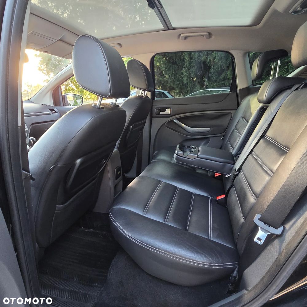 Ford Kuga 2.0 TDCi 4x4 Titanium - 17
