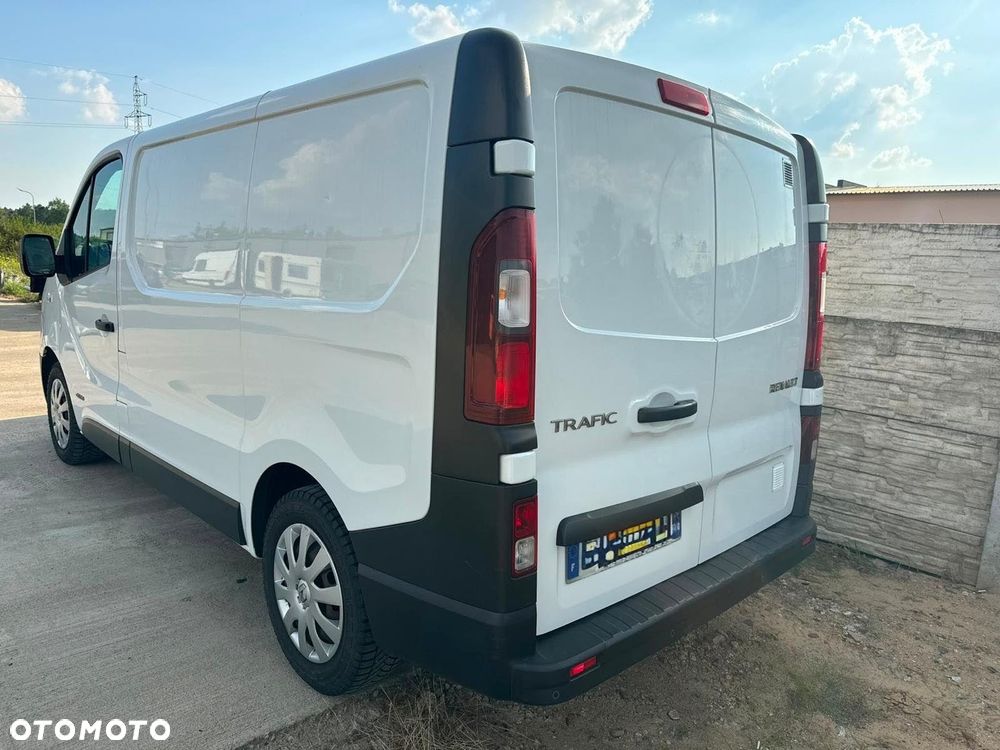 Renault TRAFIC - 4
