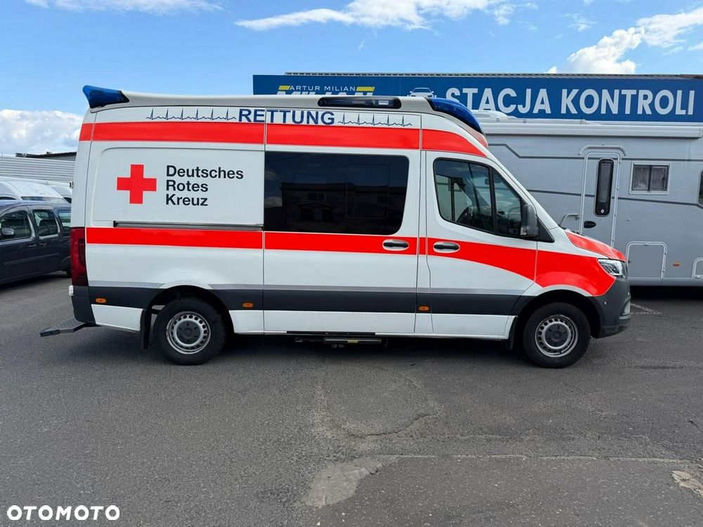 Mercedes-Benz Sprinter - 15