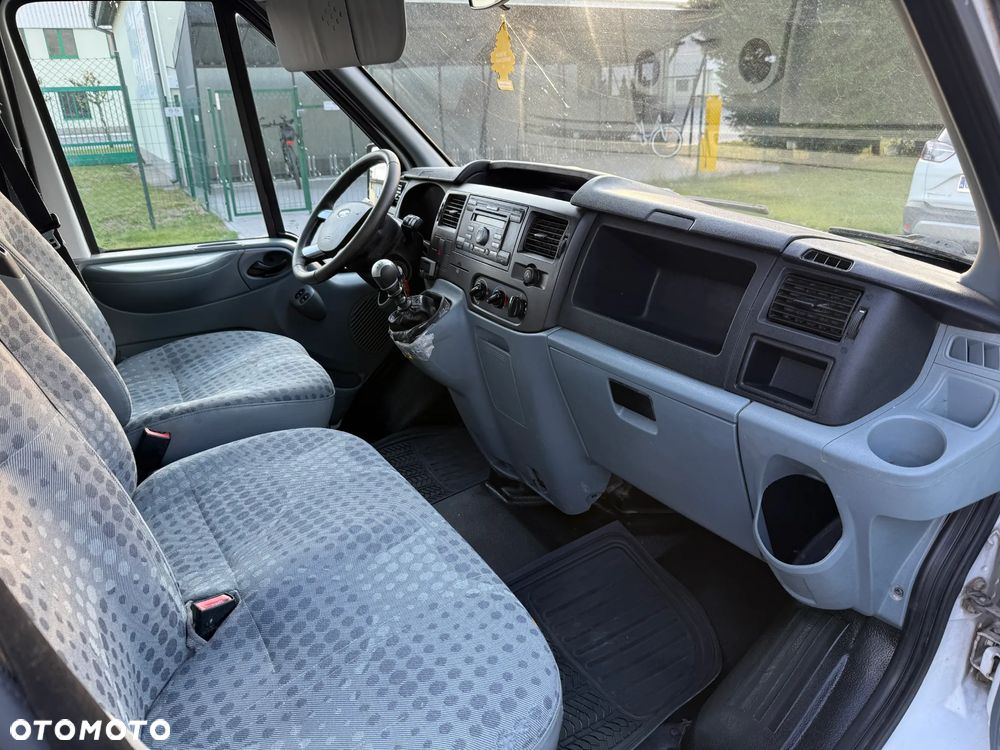 Ford Transit - 16