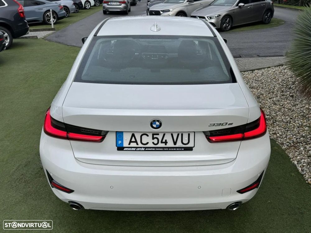 BMW 330 e Corporate Edition Auto - 12