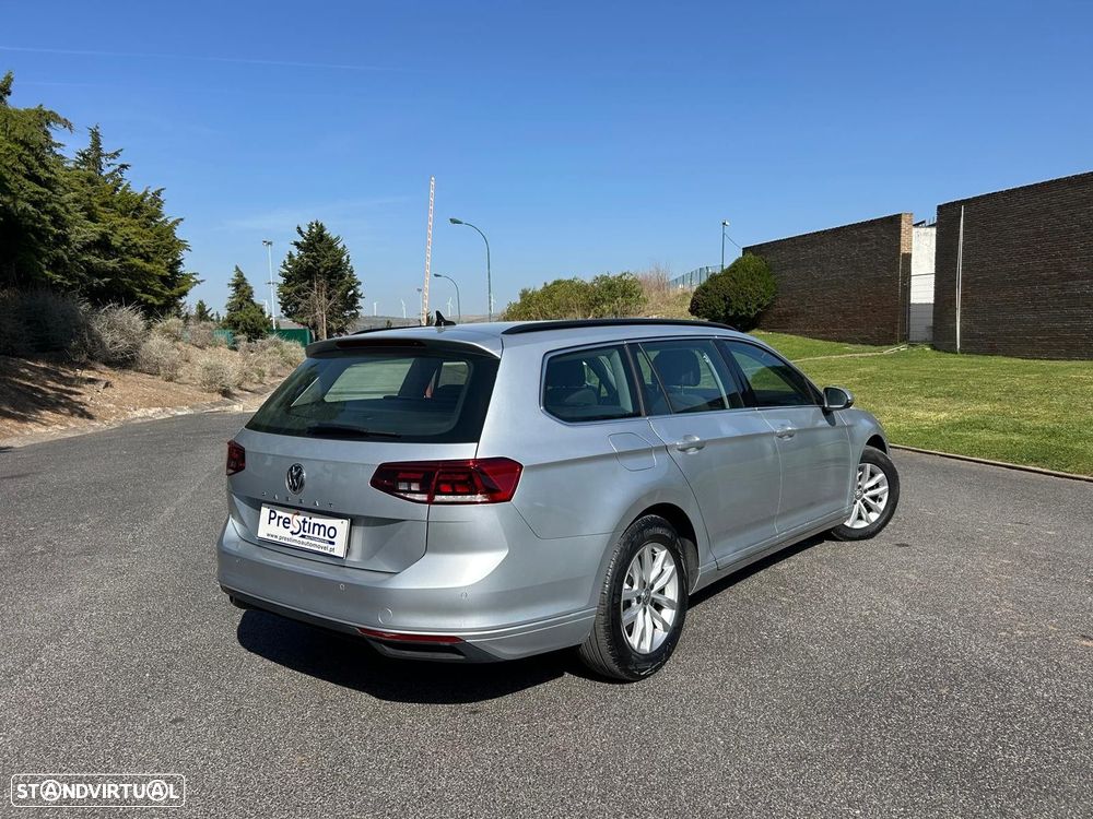 VW Passat Variant 1.6 TDI Confortline DSG - 17